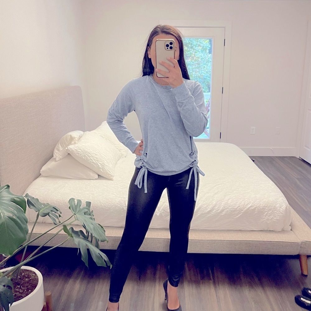 Michel Michen Kors Sweater - Picture 4 of 7
